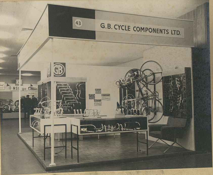 Bicycle exhibition stand LR