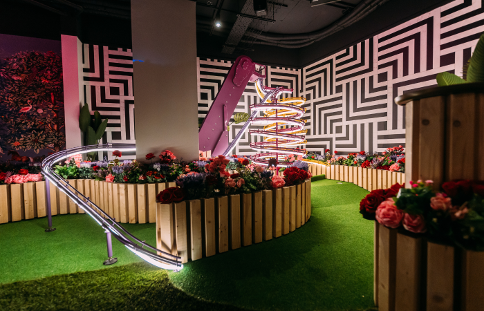 kaboodle inside with wall coverings by newmor