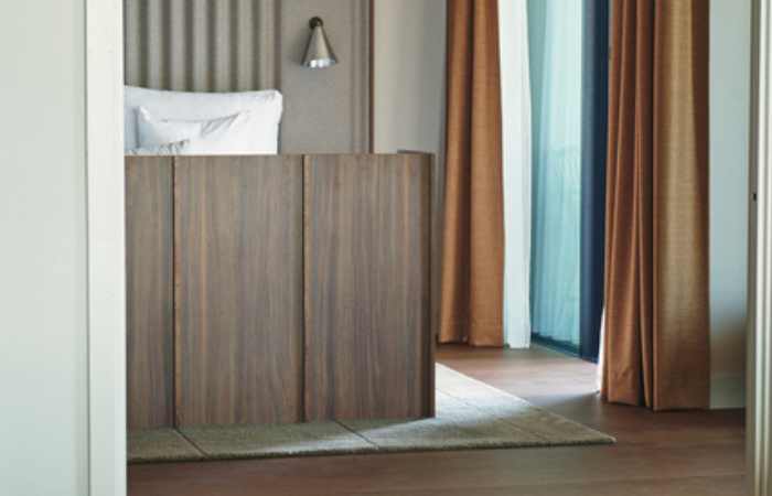 flooring in strawberry hotels