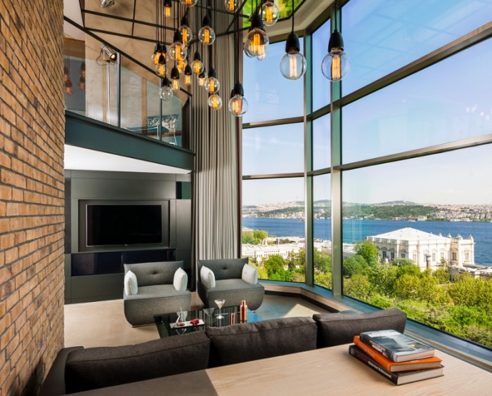 Swissotel The Bosphorus, Istanbul lets the sunshine in