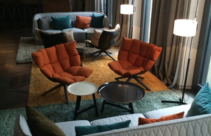 Design Insider Inside Out Berlin Orange Seats