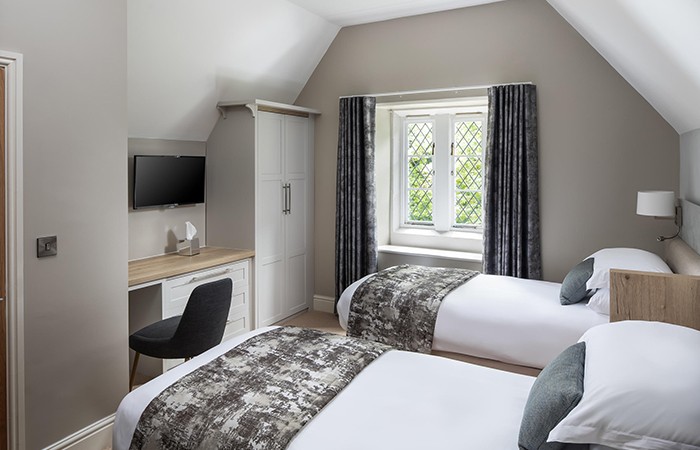 Design Insider Musbury Luxury Lodges Treehous Twin Bed