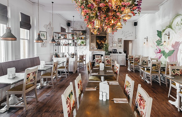 Design-Insider-Restaurant-and-bar-The-Florist-Liverpool.-Furniture-by-Taylor’s-Classics